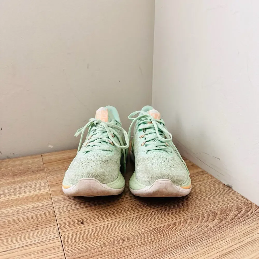 ASICS Gel-Kinsei Max running shoes Mint Green Women’s Size 6
